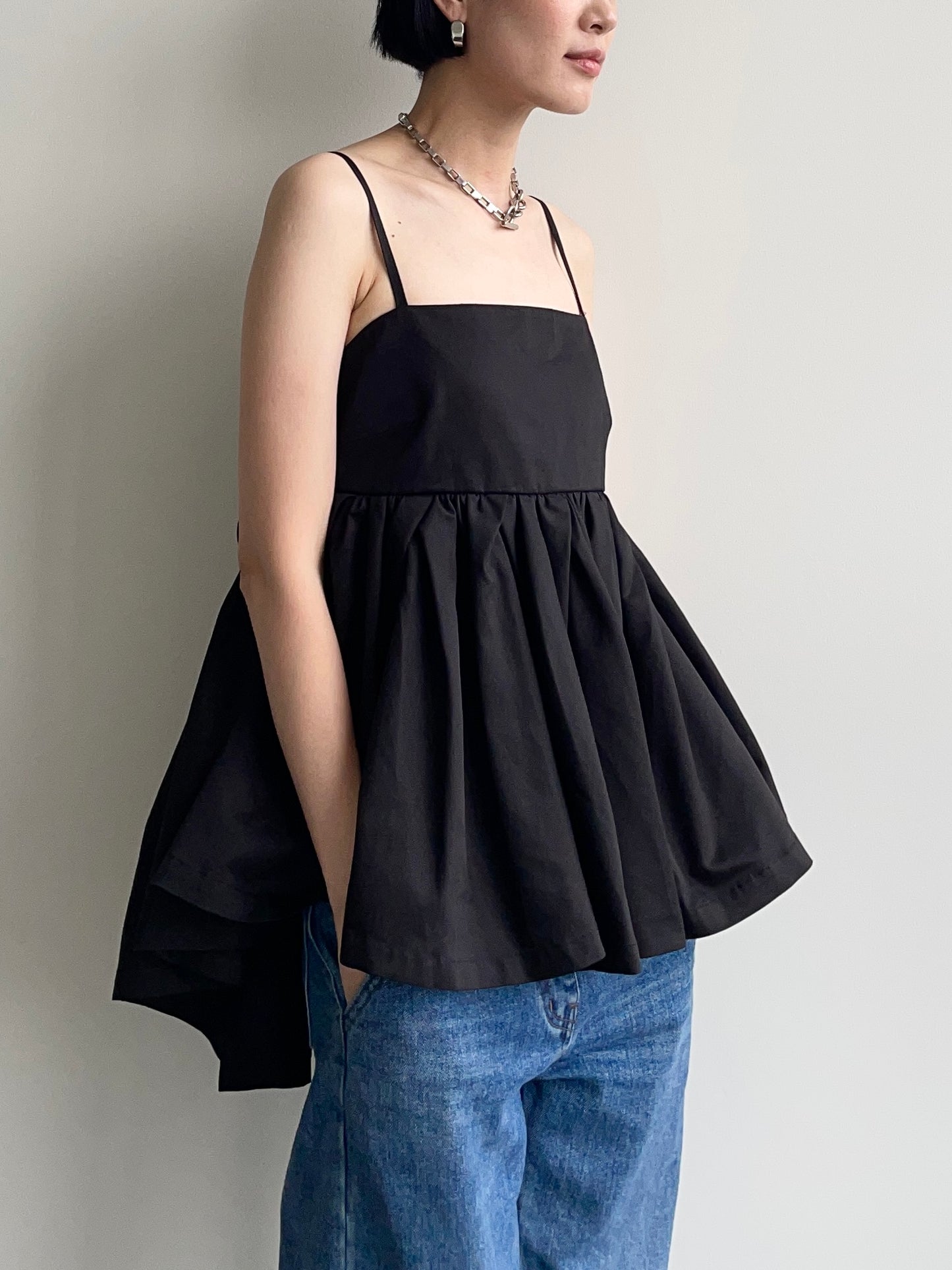 VICKY CAMI-TOPS Black