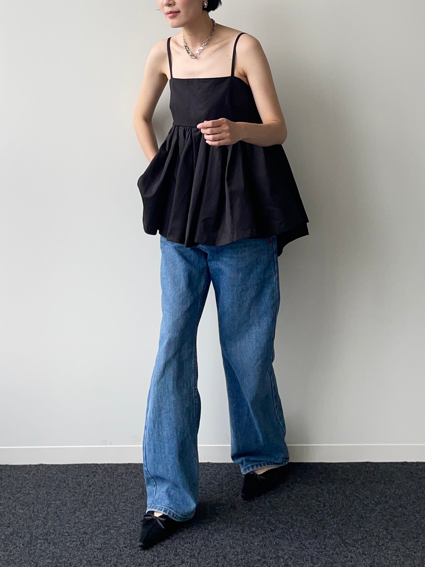 VICKY CAMI-TOPS Black