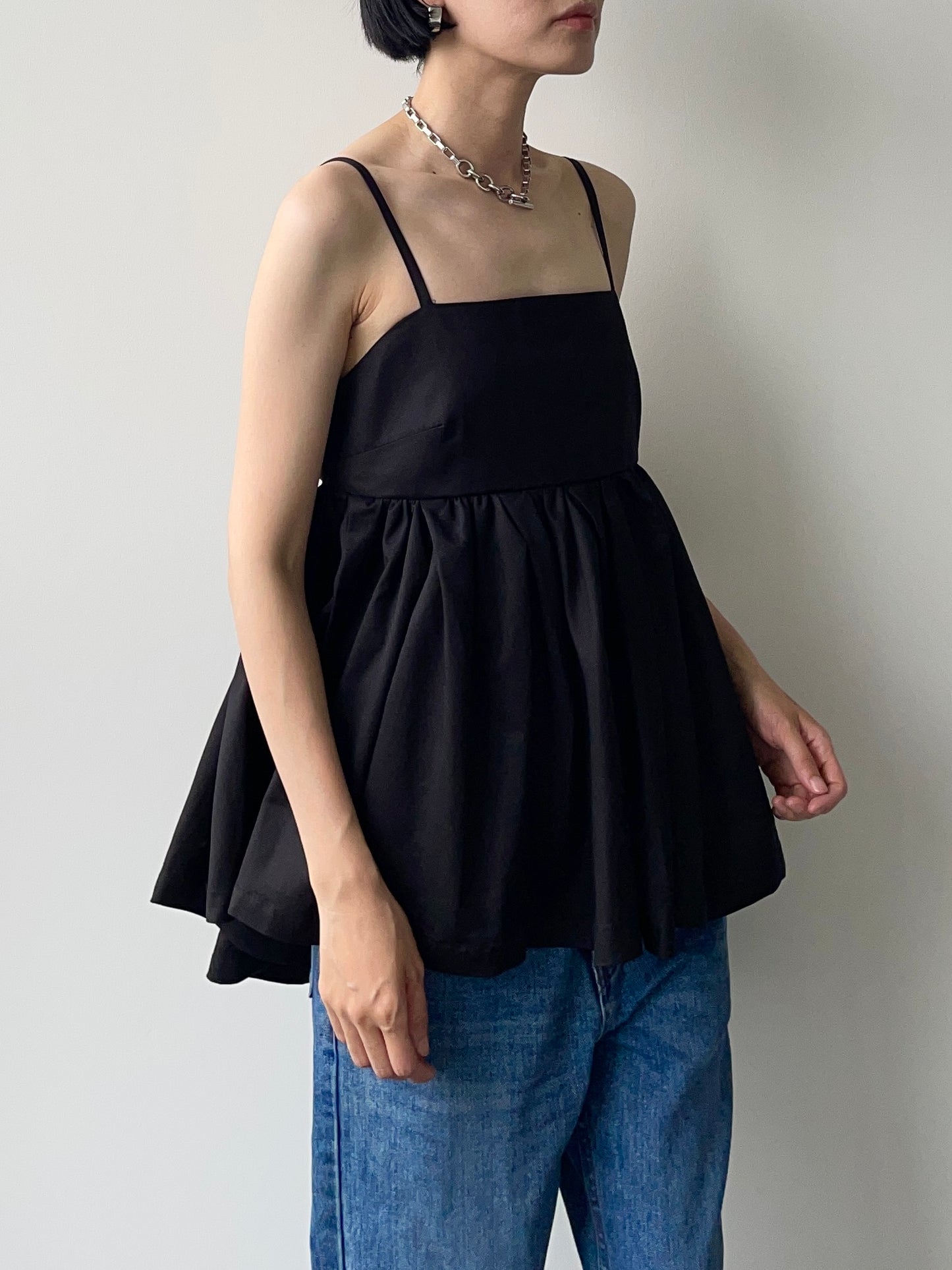 VICKY CAMI-TOPS Black