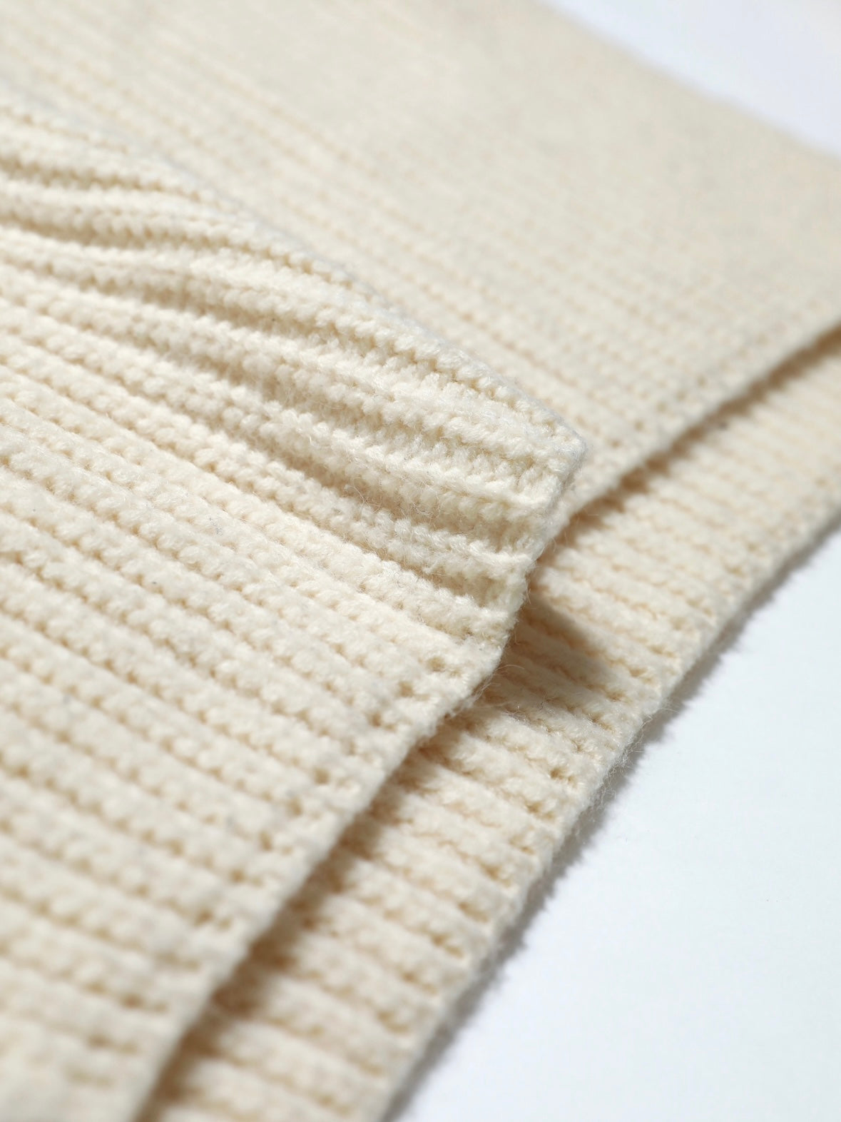 BRIT NECK WARMER Off-white【UNISEX 】11/25から発送★ scheduled to ship from November 25.
