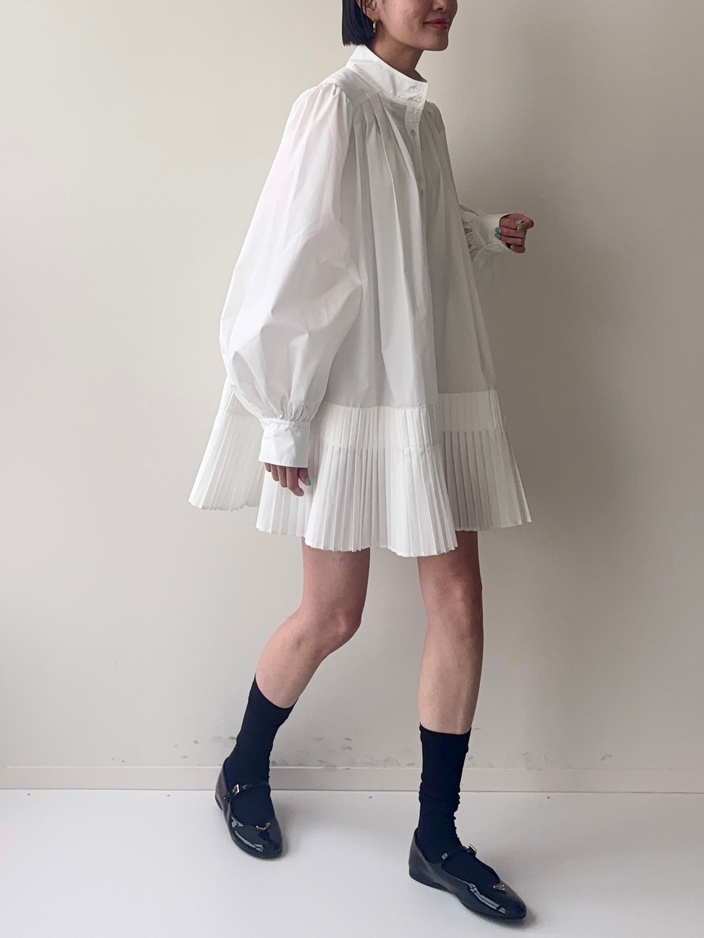 JENNY PLEATED DRESS White