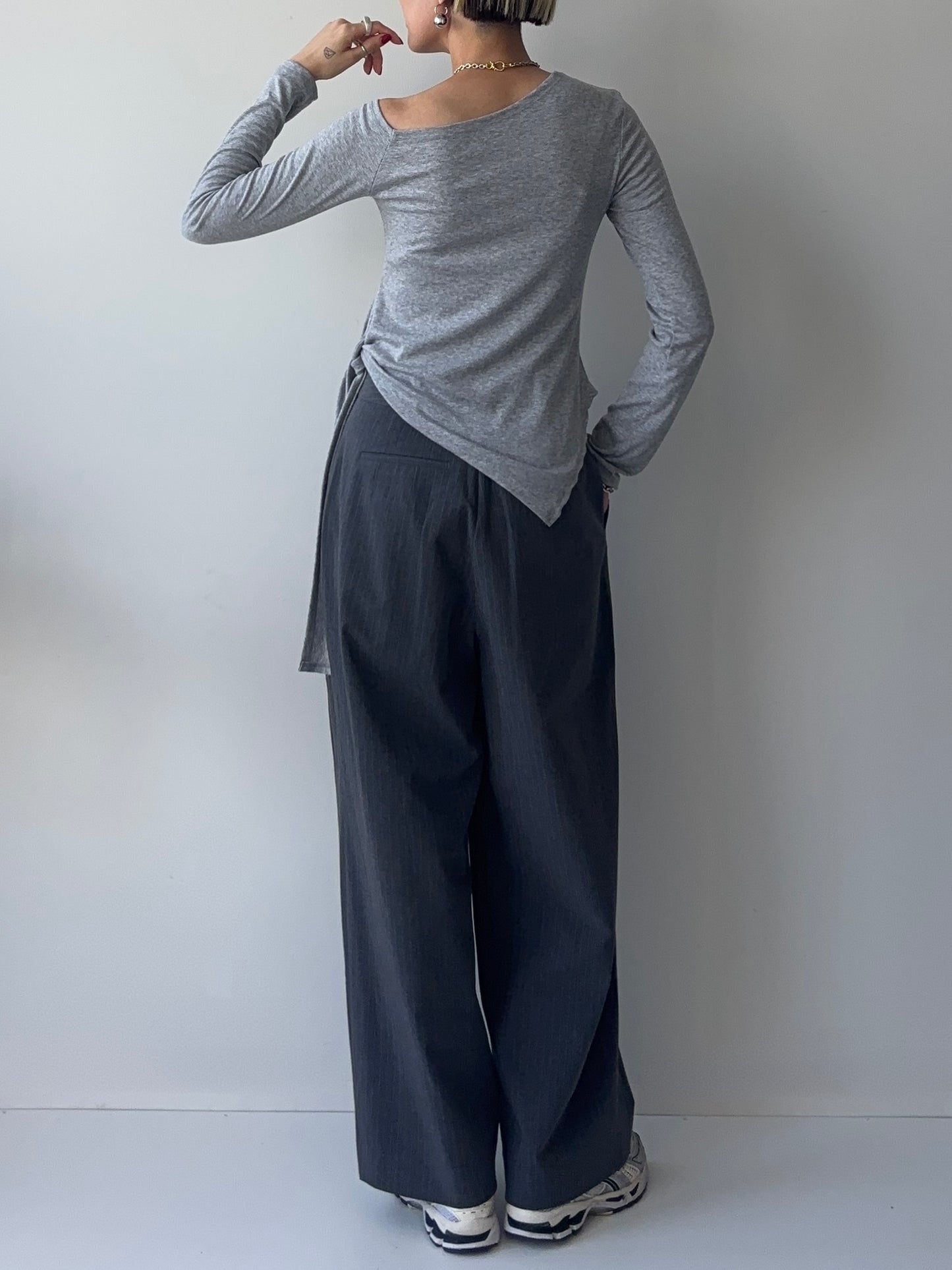 LUNA Off-Shoulder TOPS Grey【9月24日 発送予定】 ☆早割5%~9/20まで☆Early Bird 5%OFF until September 20.