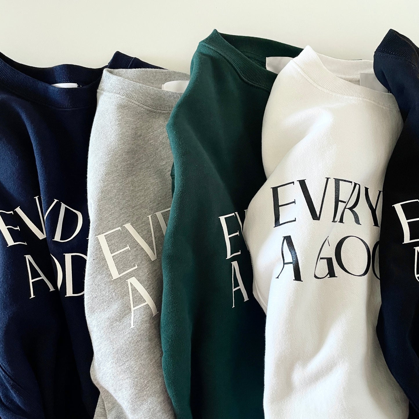 EVERYDAY SWEAT SHIRTS Black
