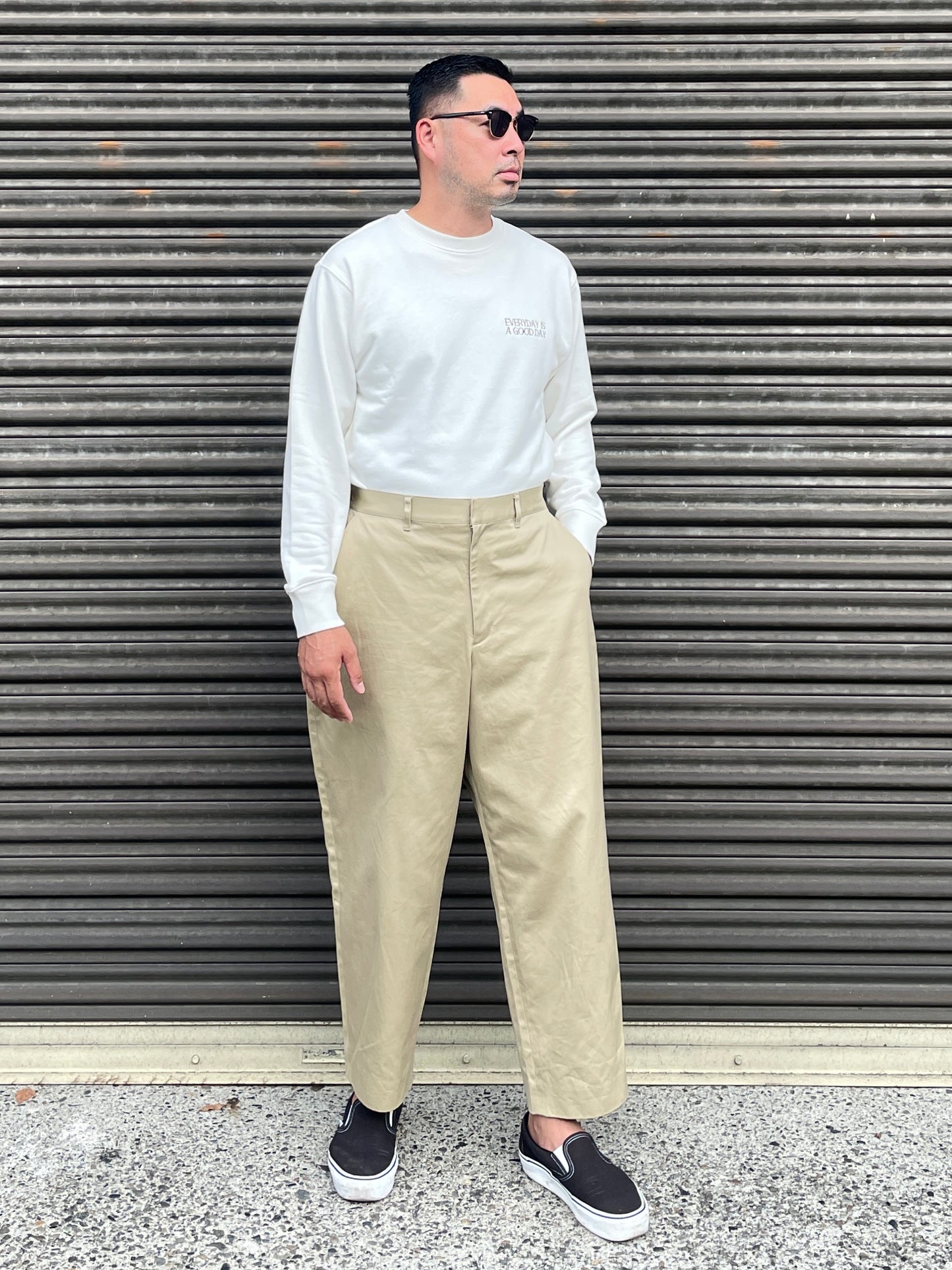 GOOD DAY Embroidery SWEAT White