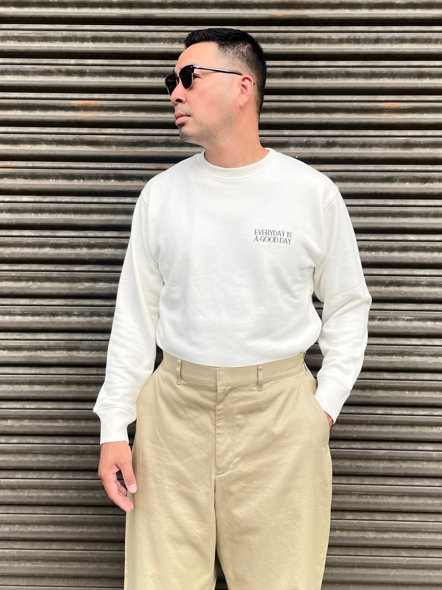 GOOD DAY Embroidery SWEAT White