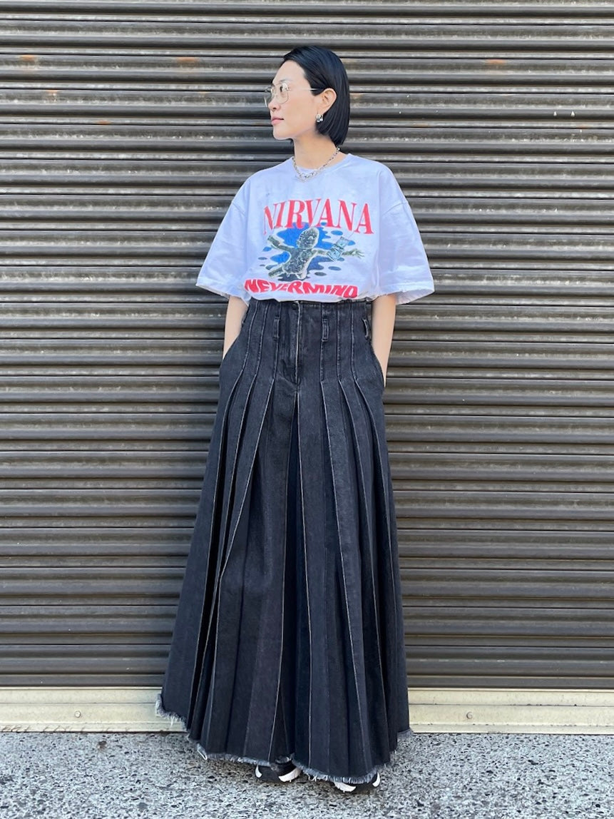 BLACK DENIM PLEATED PANTS【SELECTED ITEM】