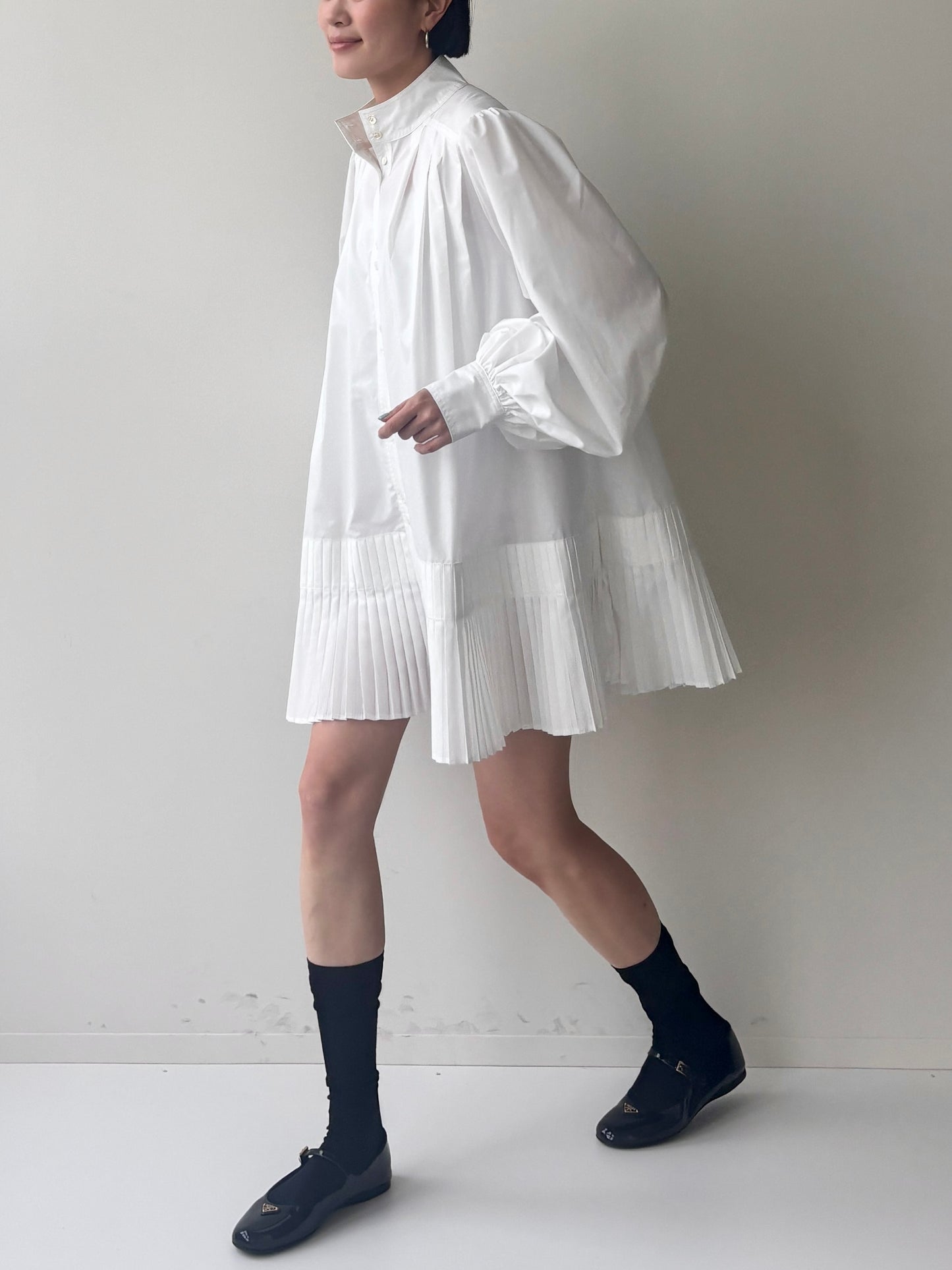 JENNY PLEATED DRESS White ★7月上旬発送予定★ Scheduled to ship on early July.