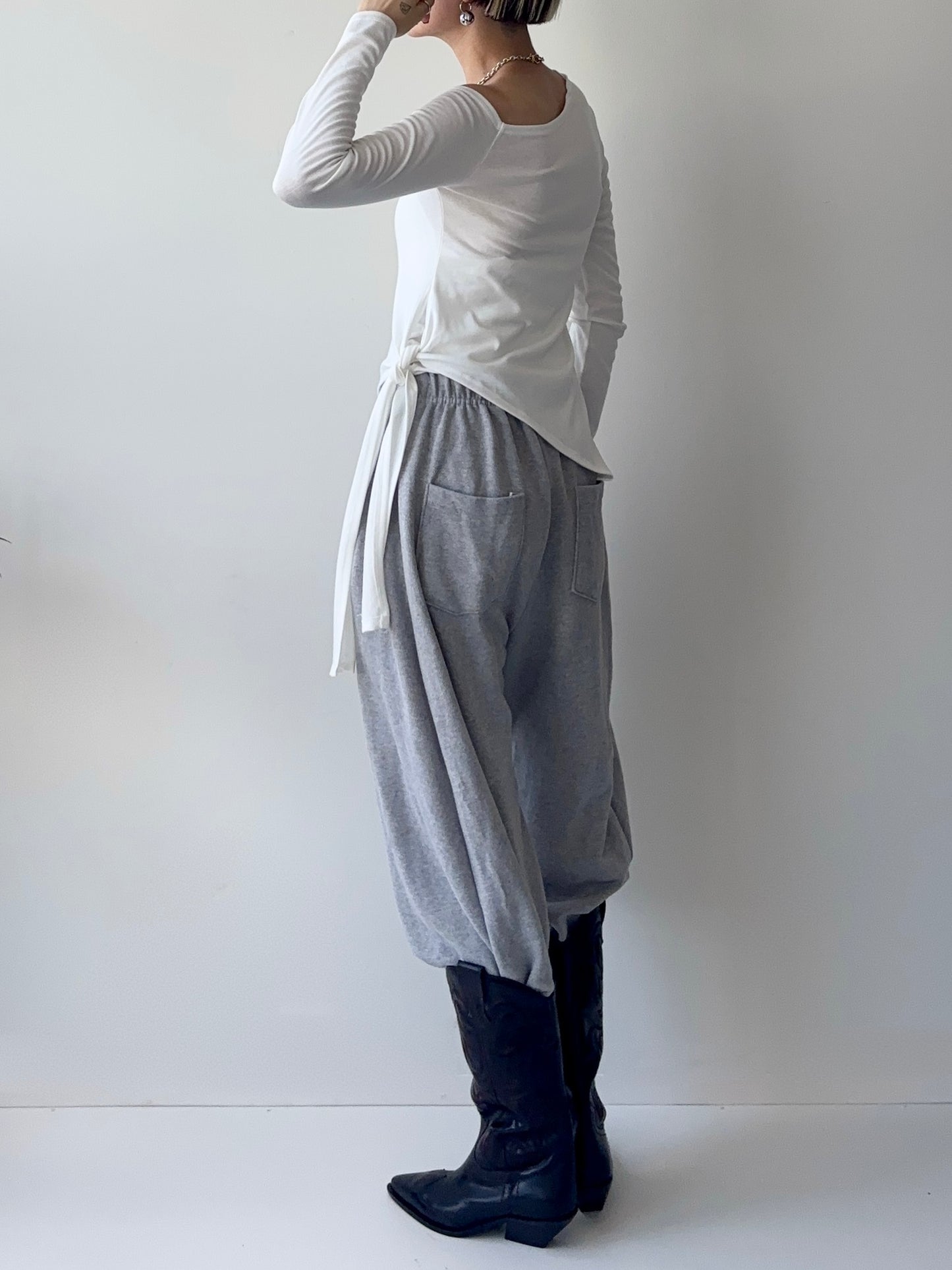 LUNA Off-Shoulder TOPS Grey 【9月24日 発送予定】 ☆早割5%~9/20まで☆Early Bird  5%OFF until September 20.