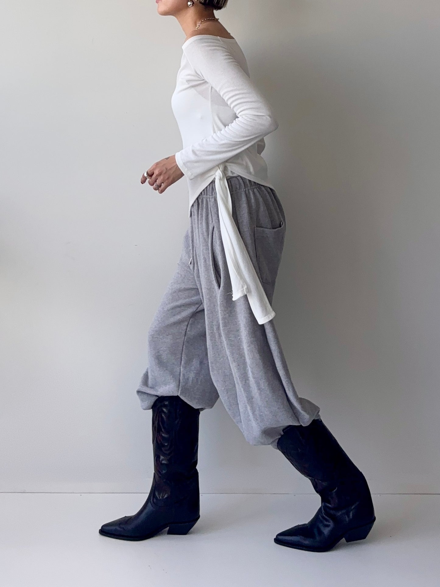 LUNA Off-Shoulder TOPS Grey 【9月24日 発送予定】 ☆早割5%~9/20まで☆Early Bird  5%OFF until September 20.