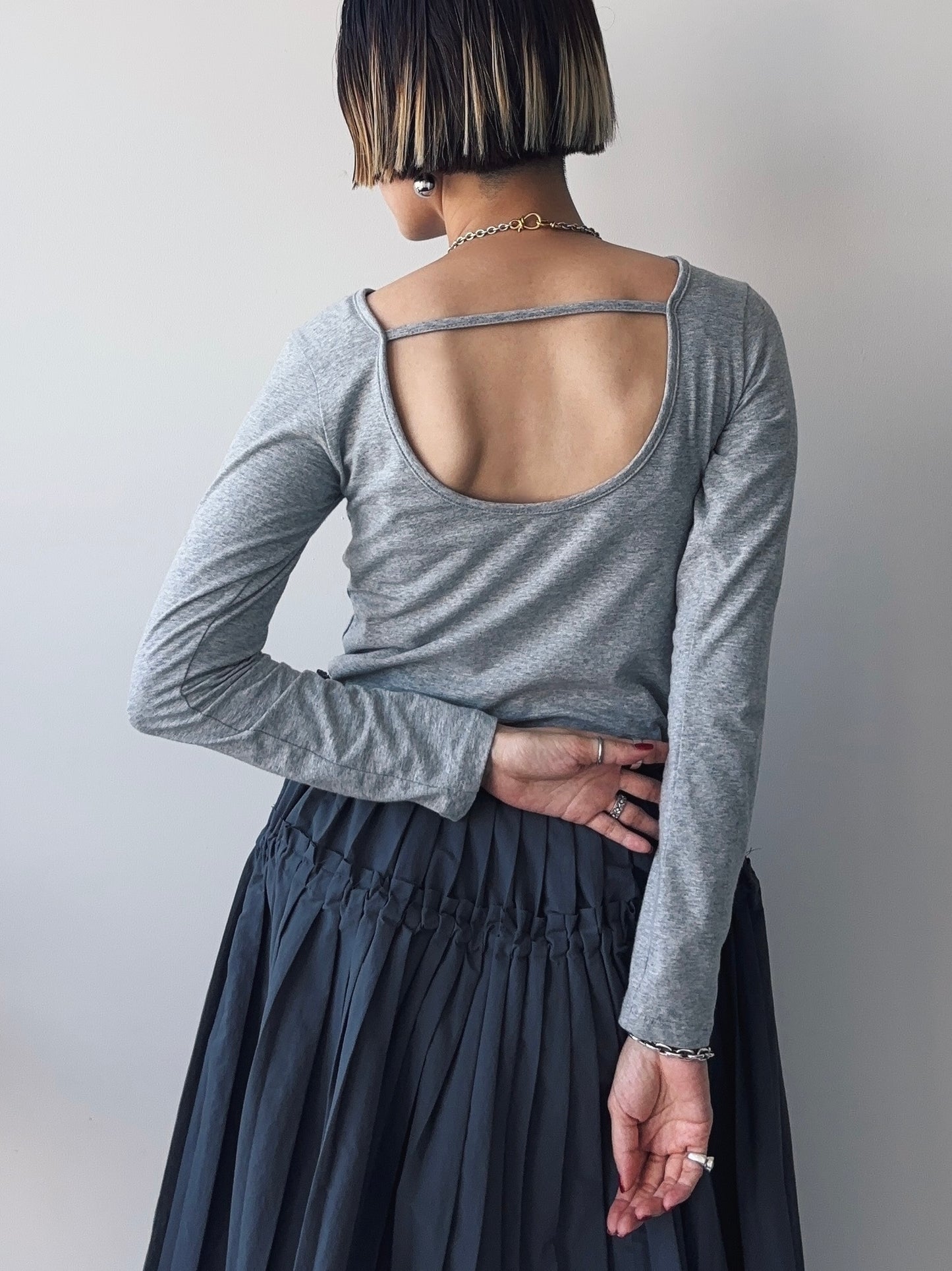 IVY Back-Open Strap TOPS Grey【9月24日(水)発送予定】☆早割5%~9/20まで☆Early Bird 5% OFF until September 20.