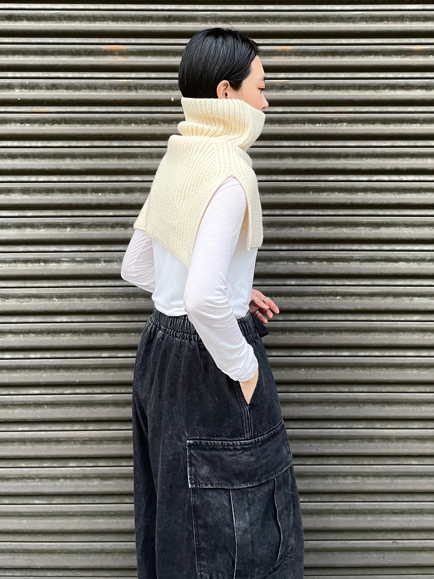 BRIT NECK WARMER White【UNISEX】