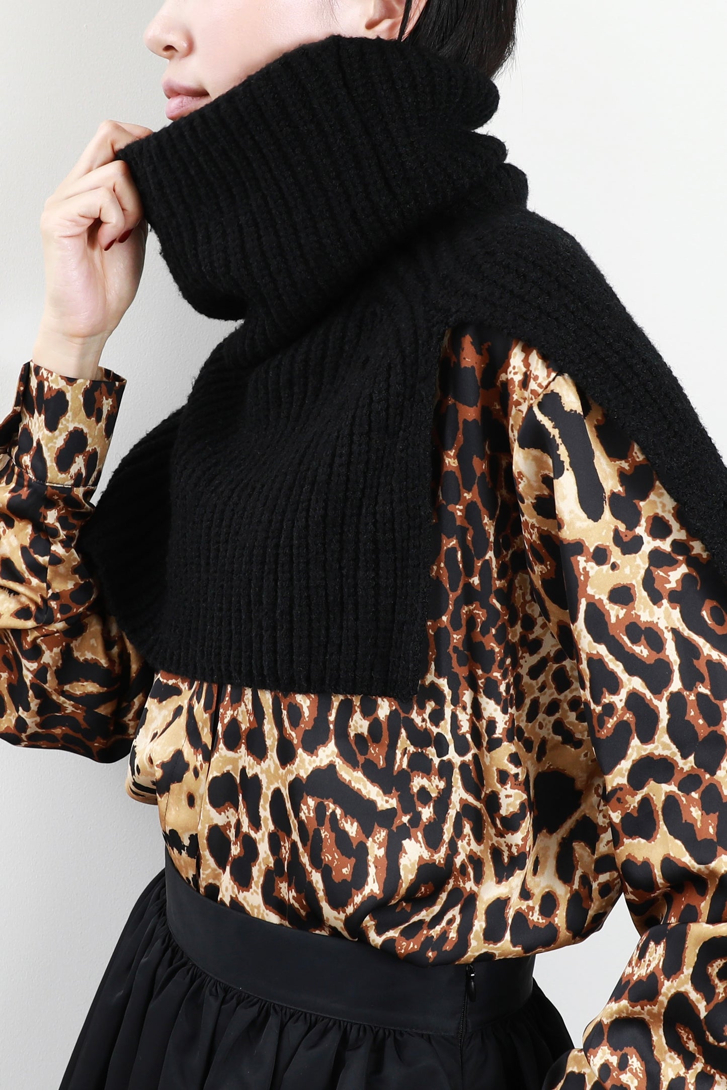 BRIT NECK WARMER Black 【UNISEX】