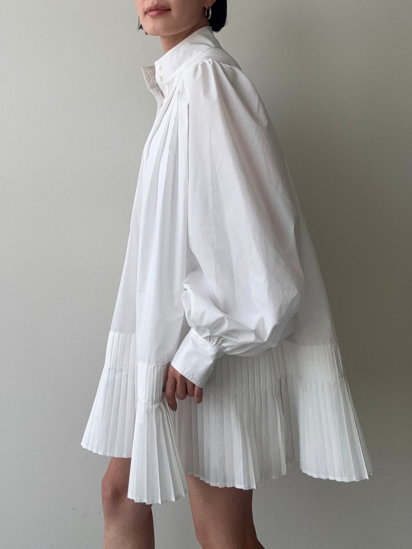 JENNY PLEATED DRESS White ★7月上旬発送予定★ Scheduled to ship on early July.