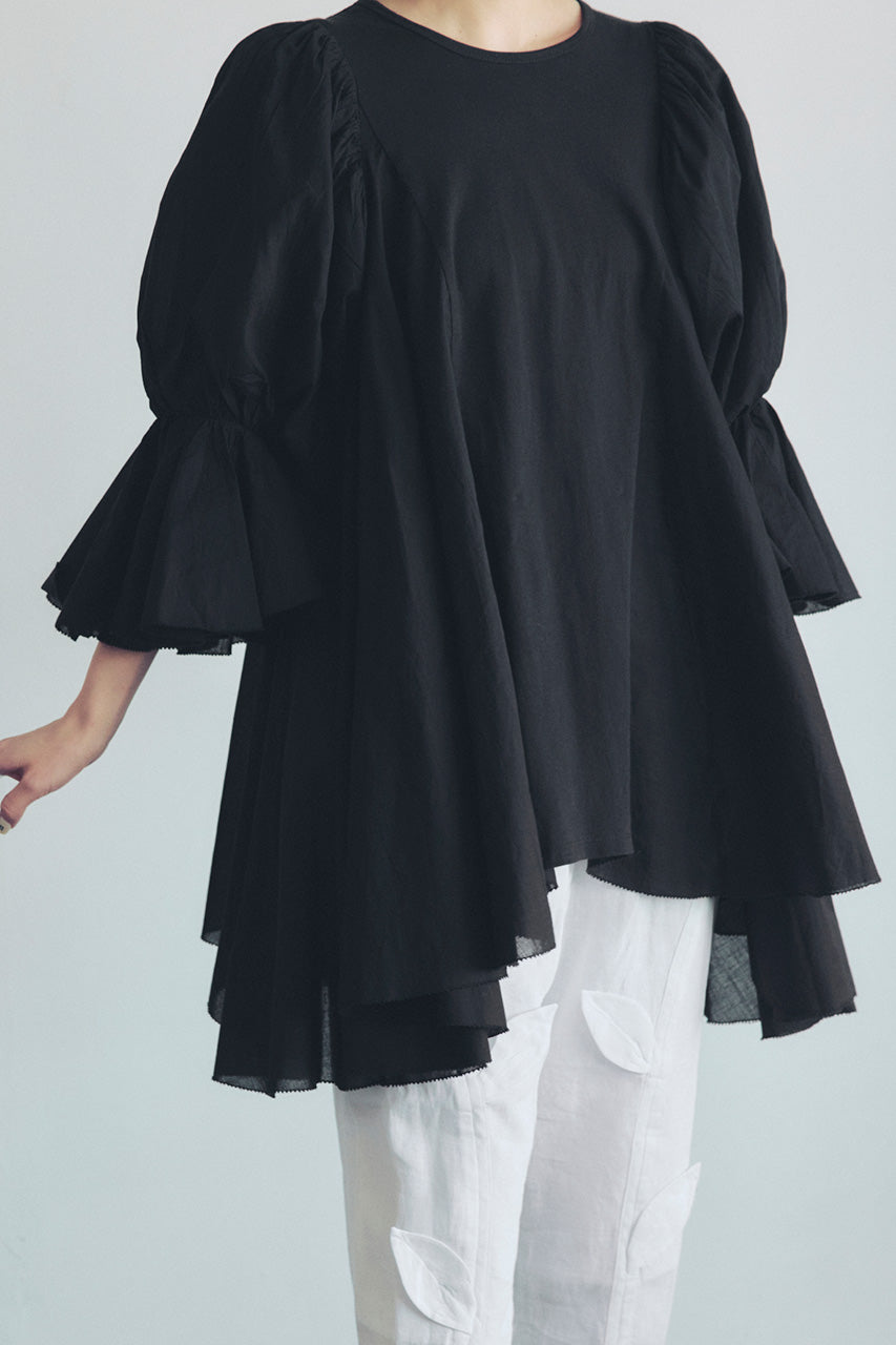 AAYUSHI フリルヘムパフスリーブトップス〔SEN0836〕Frill Hem Puff Sleeve Top
